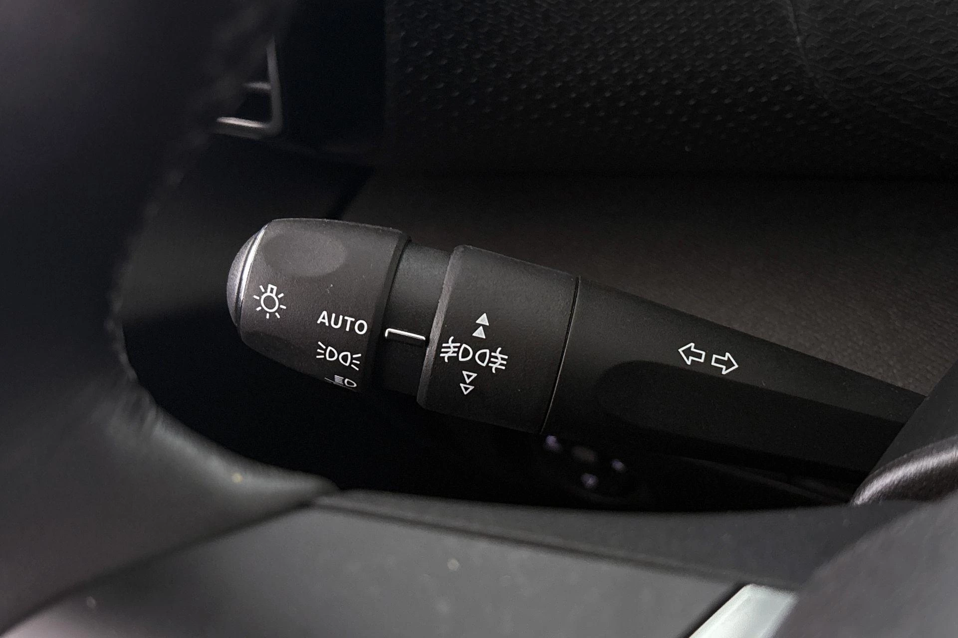 Hoofdafbeelding Citroën ë-C4