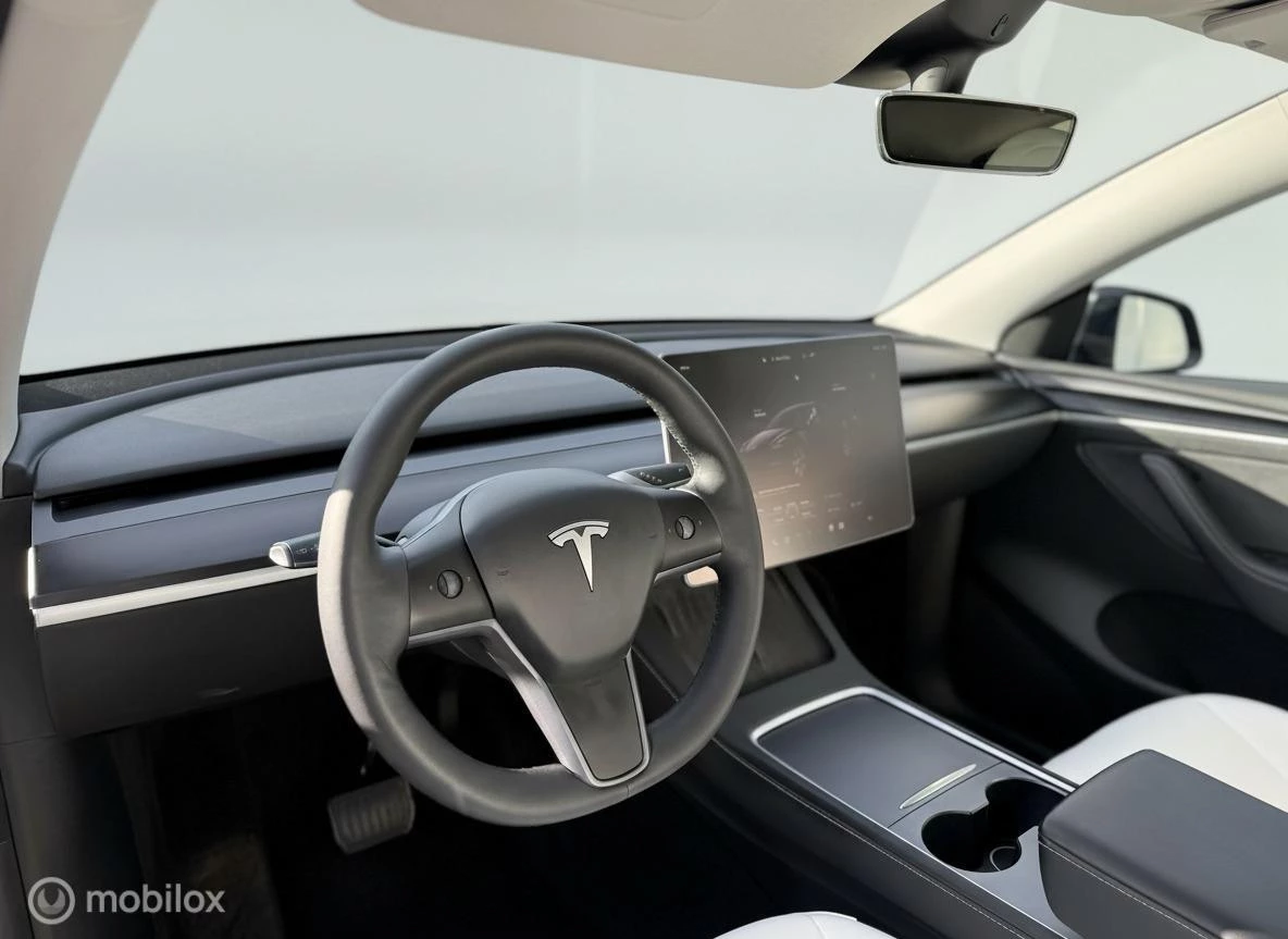 Hoofdafbeelding Tesla Model Y