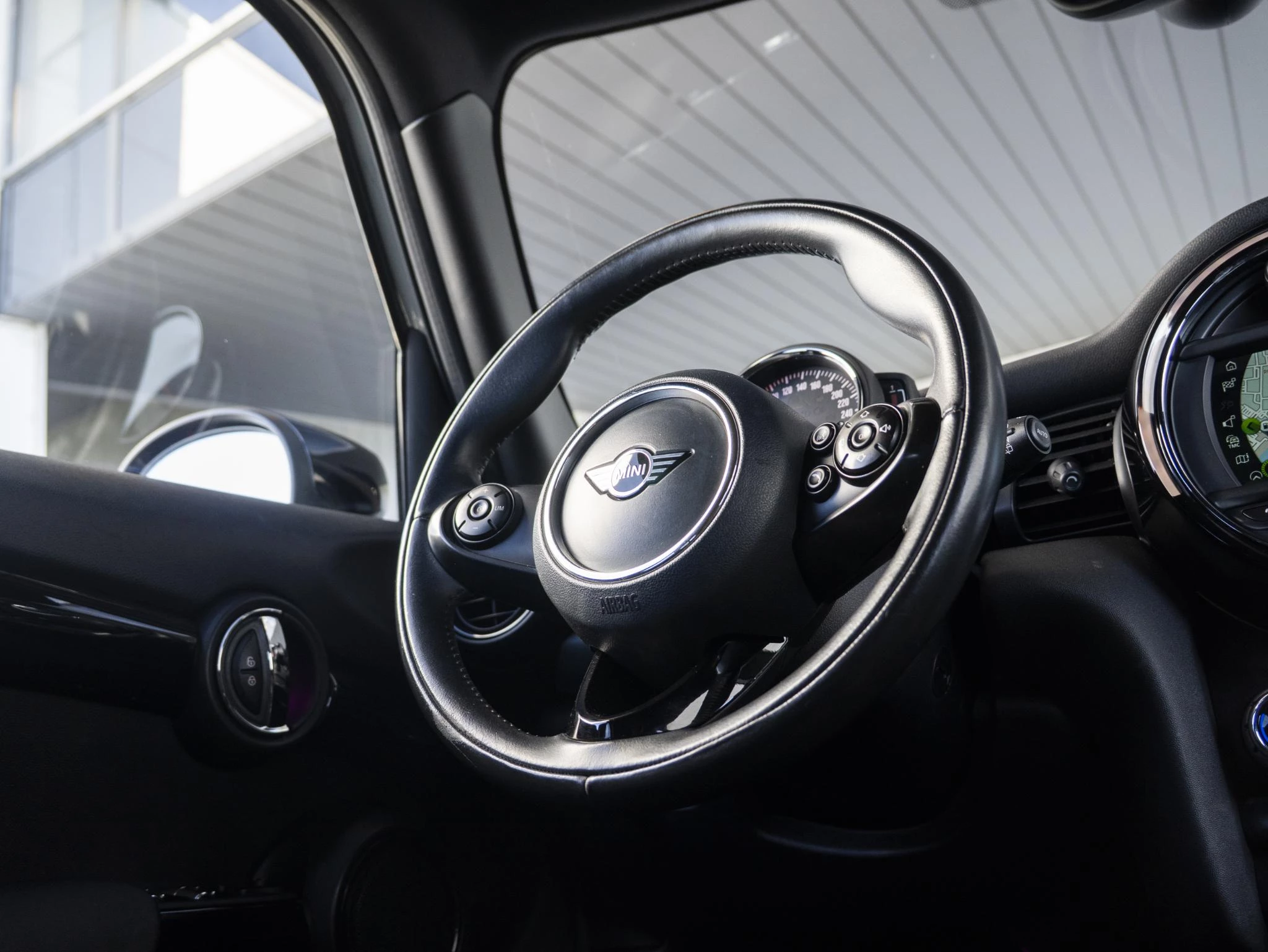 Hoofdafbeelding MINI 5-deurs