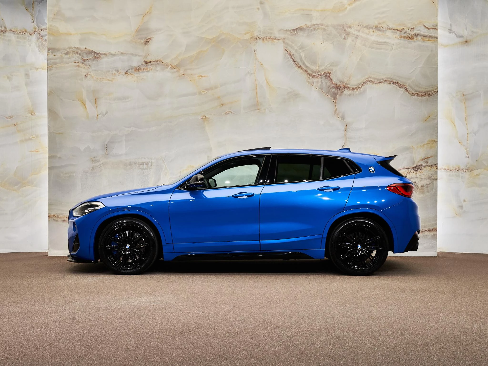 Hoofdafbeelding BMW X2