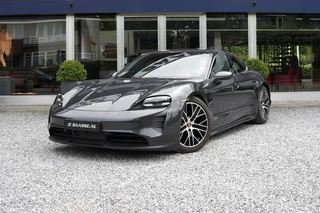 Hoofdafbeelding Porsche Taycan Porsche Taycan 4S PERFORMANCE 84KWH Sport Design pack Passenger displ