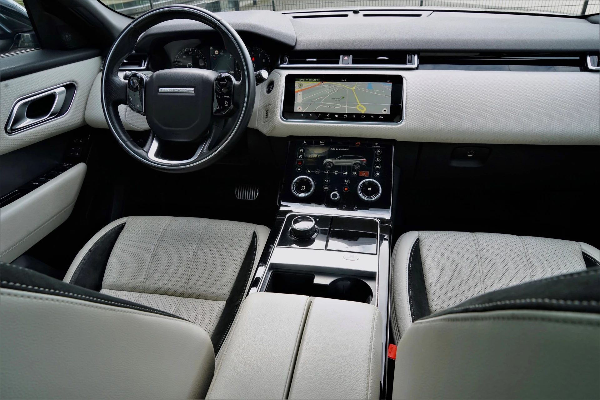Hoofdafbeelding Land Rover Range Rover Velar