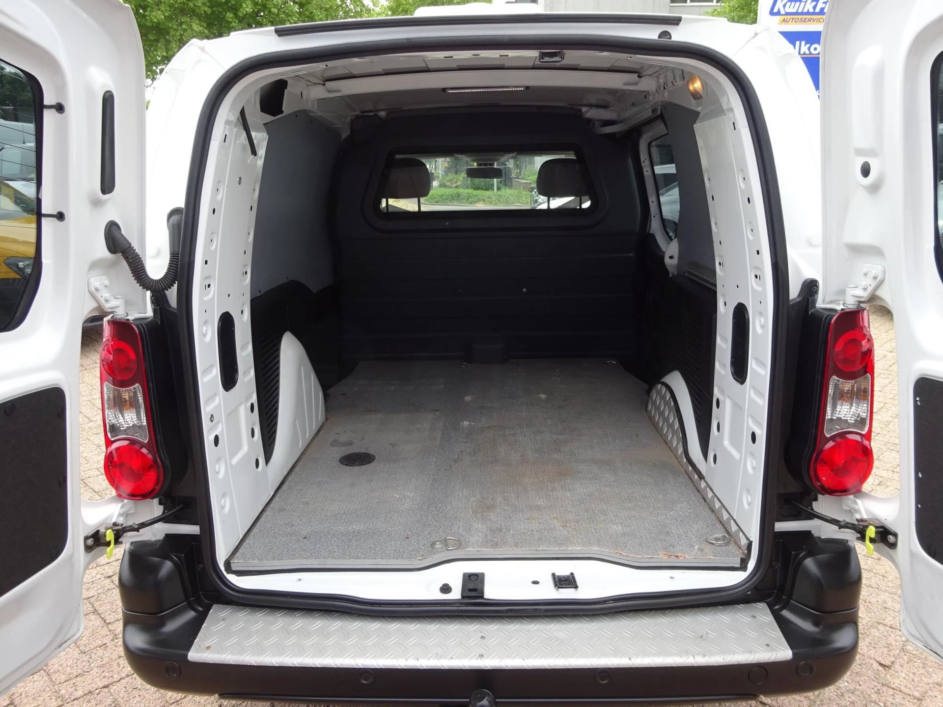 Hoofdafbeelding Peugeot Partner