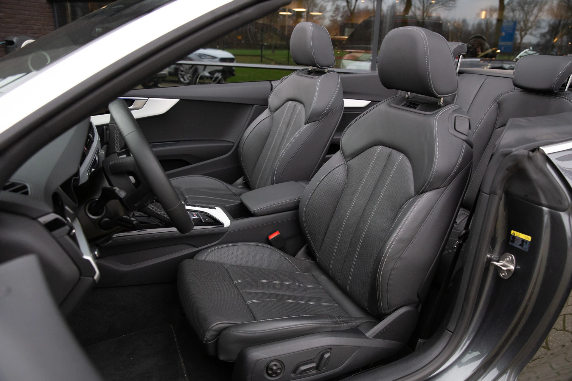 Hoofdafbeelding Audi S5