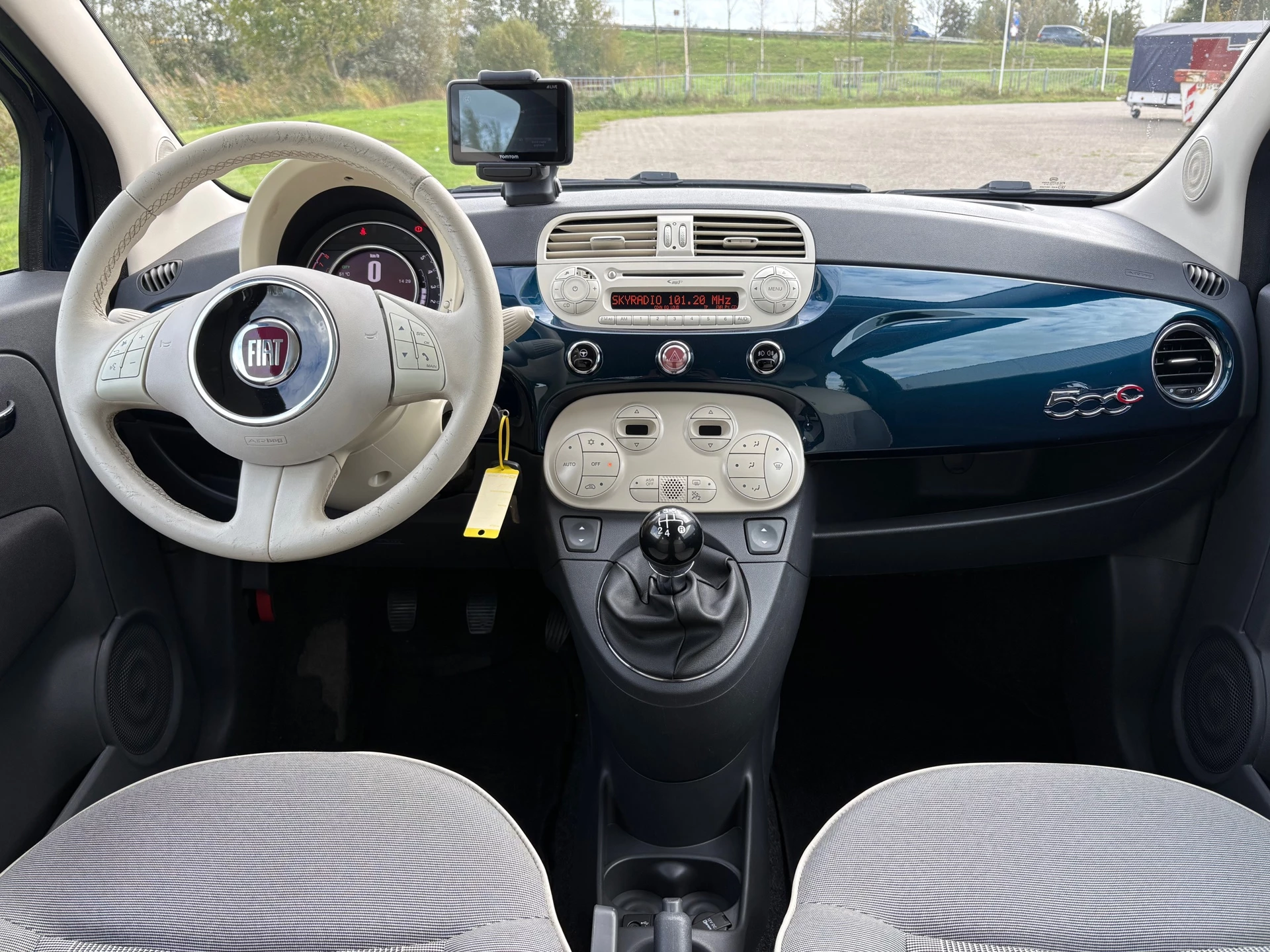 Hoofdafbeelding Fiat 500C