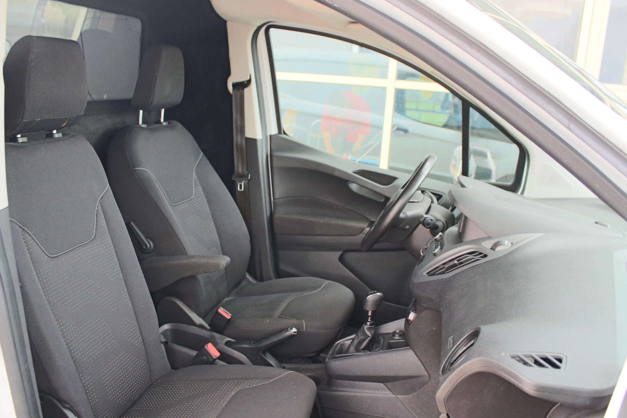 Hoofdafbeelding Ford Transit Courier