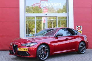 Hoofdafbeelding Alfa Romeo Giulia Alfa Romeo Giulia 2.0 T 280PK GME AWD VELOCE AT8 | ROSSO ETNA | SPERDIFFERENTIEEL Q4 | HARMAN KARDON BEAUTIFUL SOUND PACK 900W INCLUSIEF LEDEREN DASHBOARD | ALARM SYSTEEM | RIJASSISTENPAKKET | DODEHOEK DETECTIE | ELEKTRISCH BEDIENBARE VOORSTOELEN MET GEHEUGEN FUNCTIE | SPORTSTOELEN MET GEPERFOREERD LEDER EN ELEKTRISCHE ZIJSTEUNEN | ZWARTE HEMELBEKLEDING | FULL LED MATRIX KOPLAMPEN | NAVIGATIE | APPLE CARPLAY/ANDROID AUTO | PARKEERSENSOREN VOOR EN ACHTER | 19" "5 PETALS " LICHTMETALEN VELGEN |  RODE REMKLAUWEN | ADAPTIVE CRUISE CONTROL | STOEL VERWARMING | STUUR VERWARMING | | KEYLESS ENTRY/START |