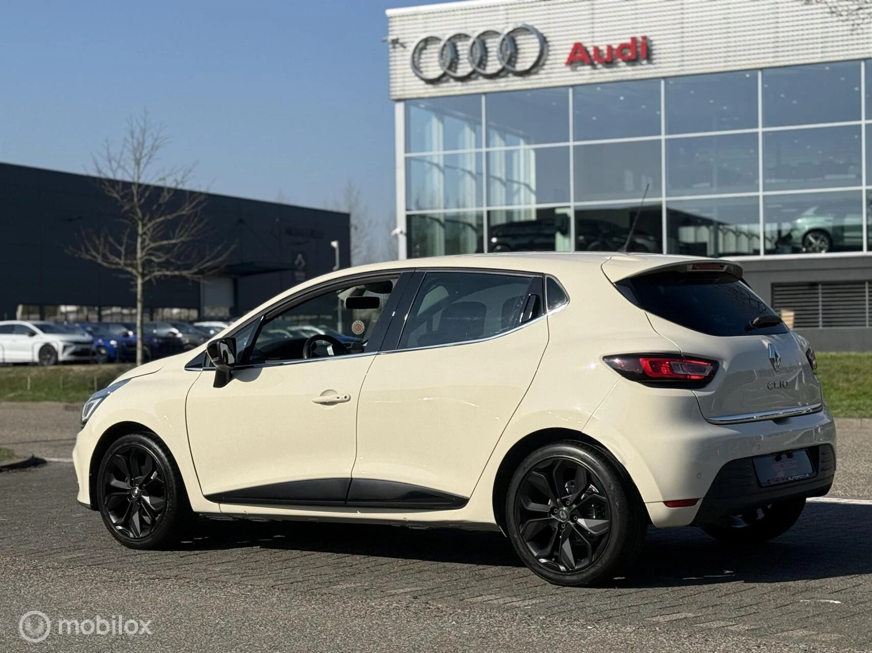 Hoofdafbeelding Renault Clio