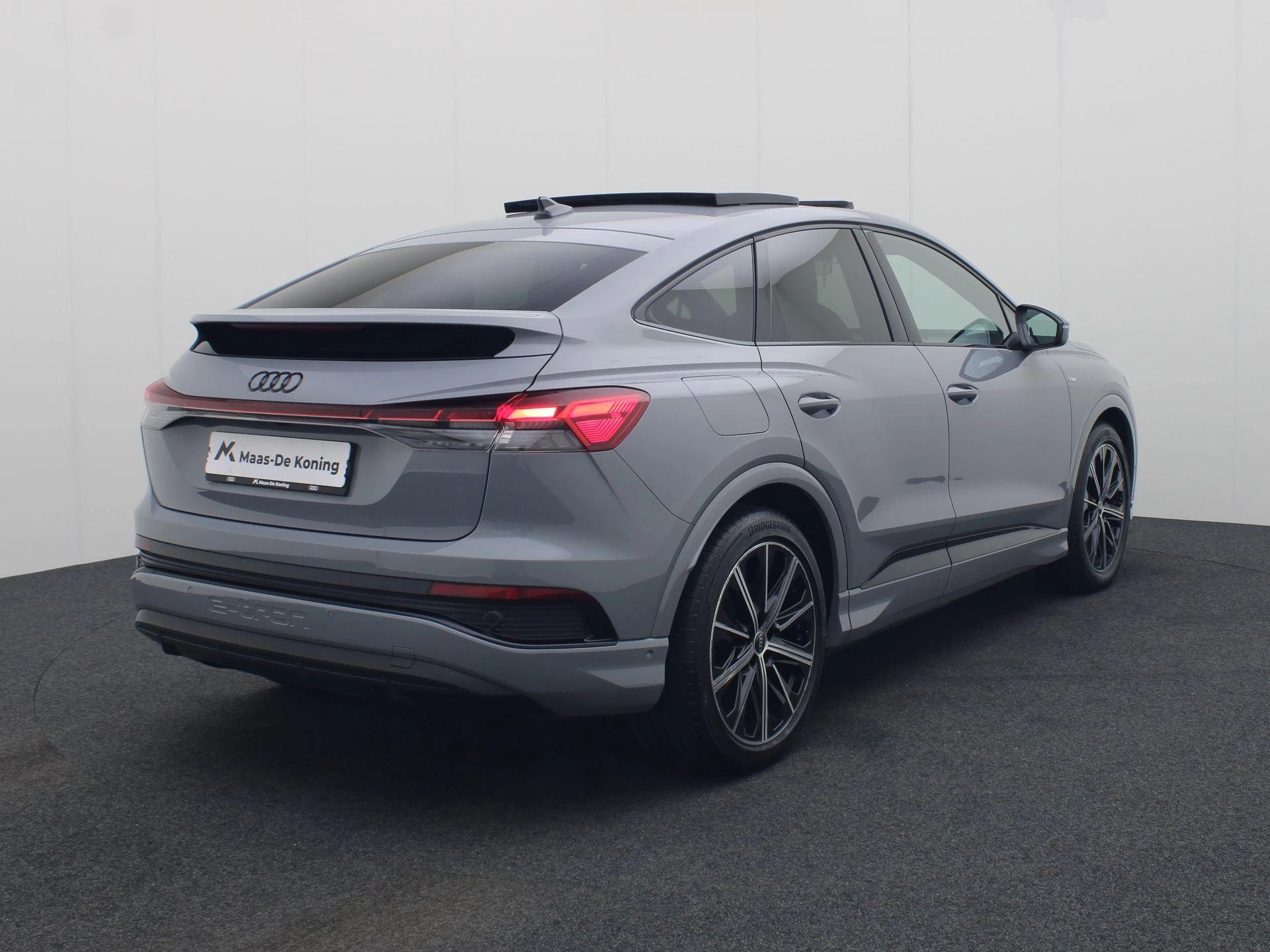 Hoofdafbeelding Audi Q4 e-tron