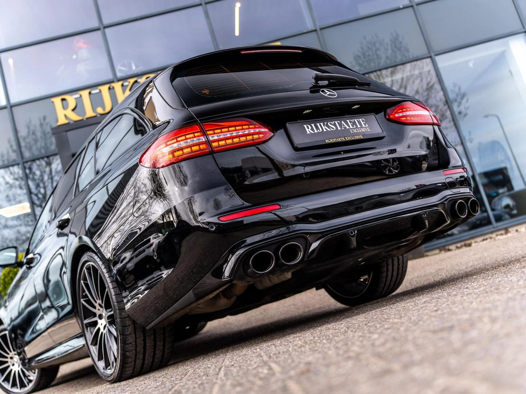 Hoofdafbeelding Mercedes-Benz E-Klasse