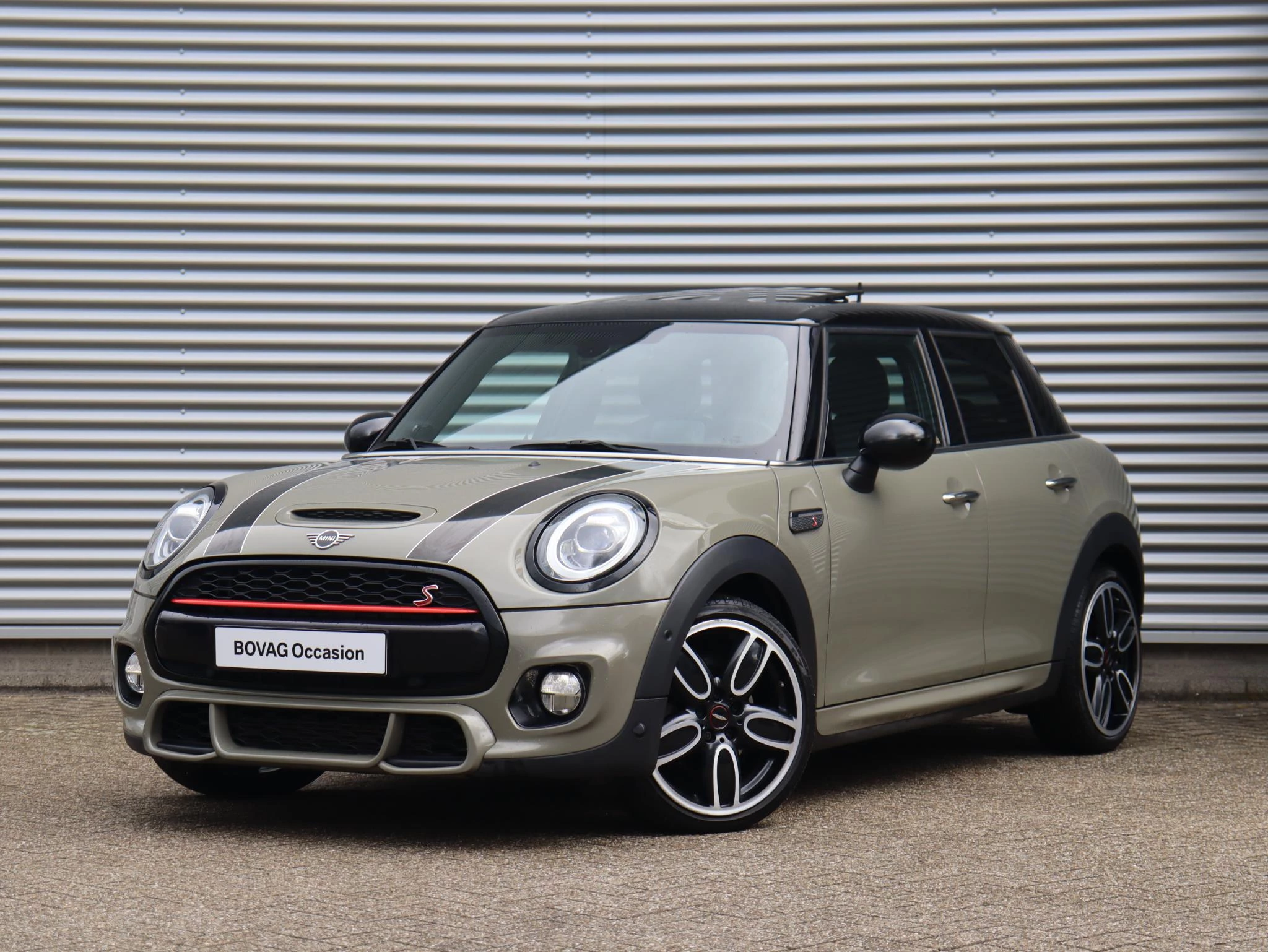 Hoofdafbeelding MINI 5-deurs