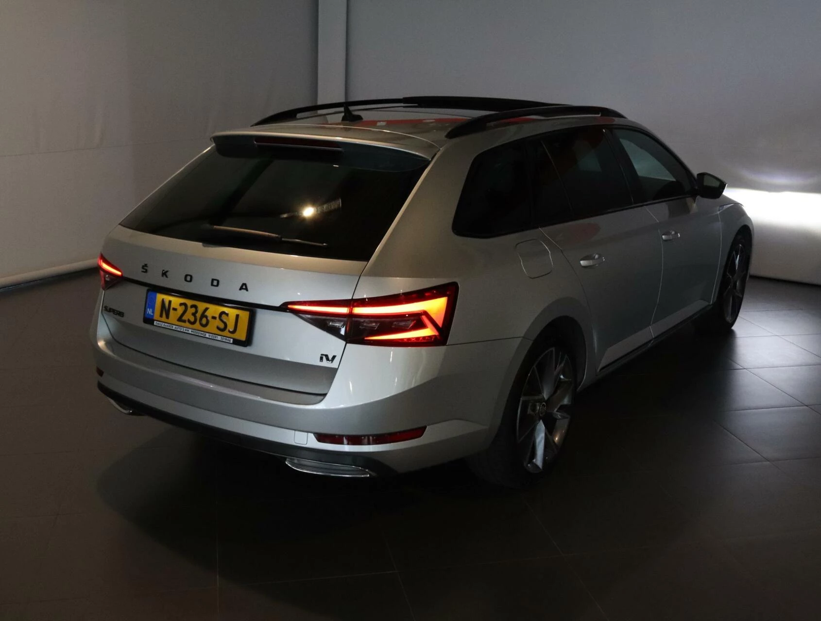 Hoofdafbeelding Škoda Superb
