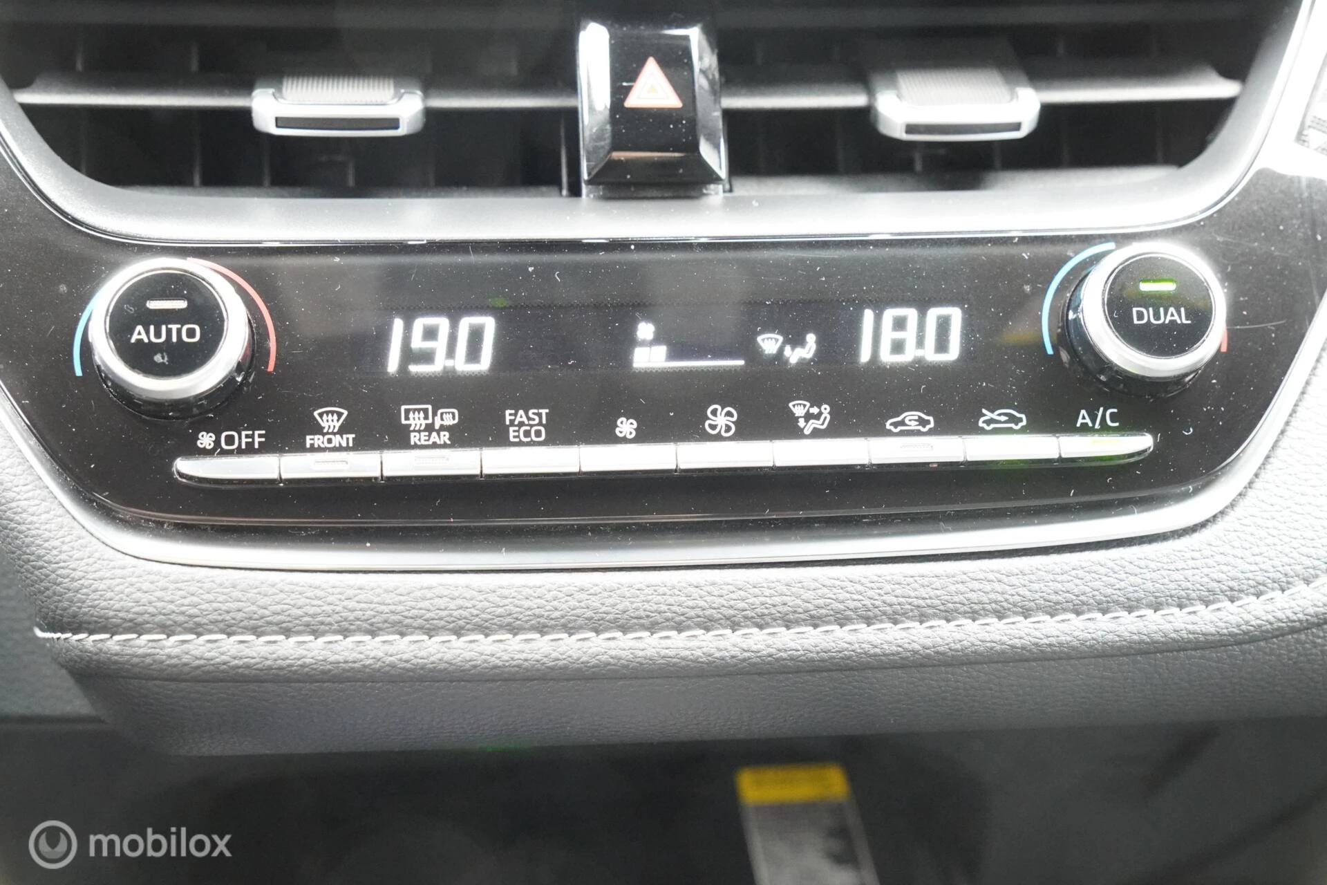 Hoofdafbeelding Toyota Corolla