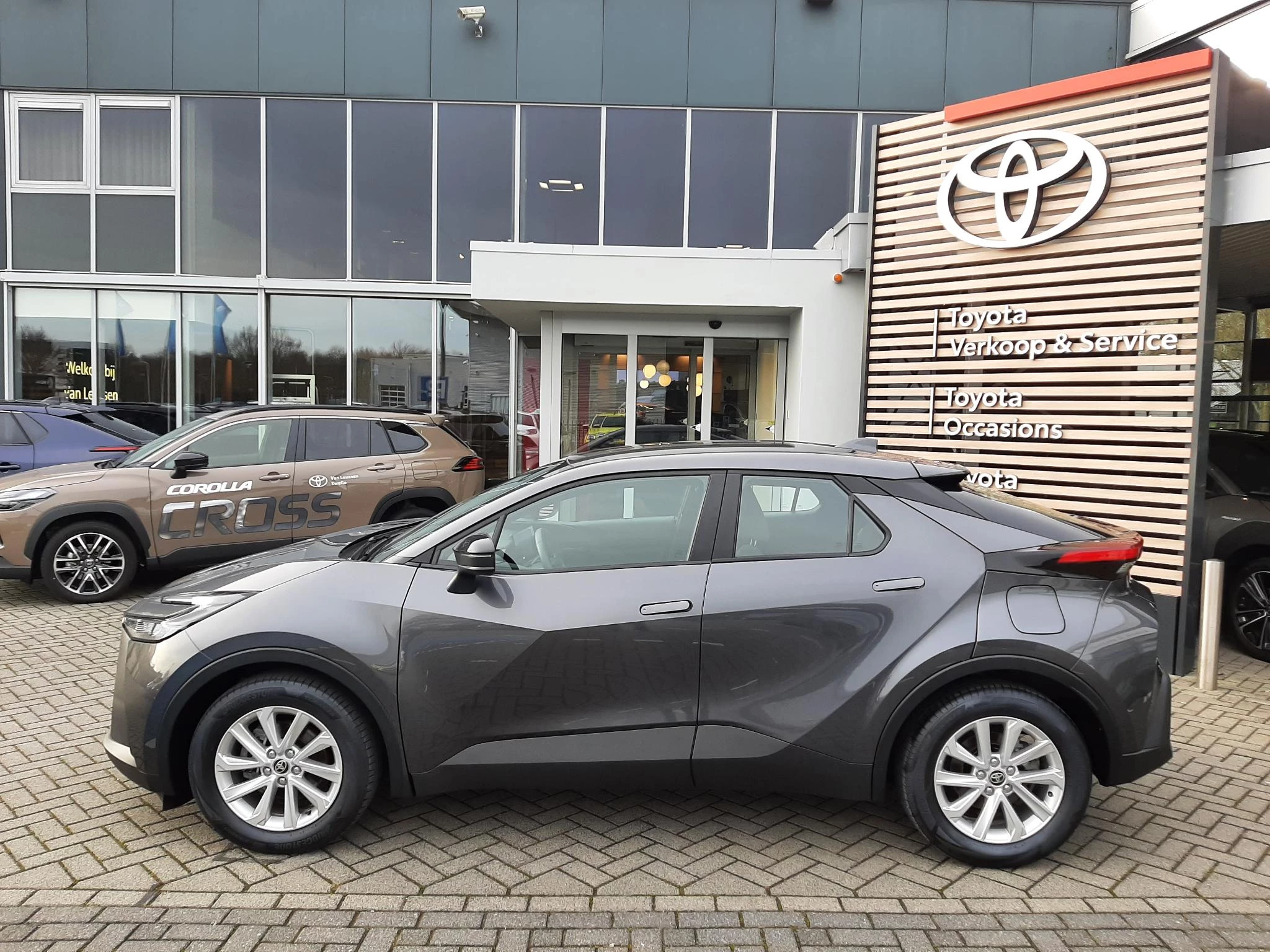 Hoofdafbeelding Toyota C-HR