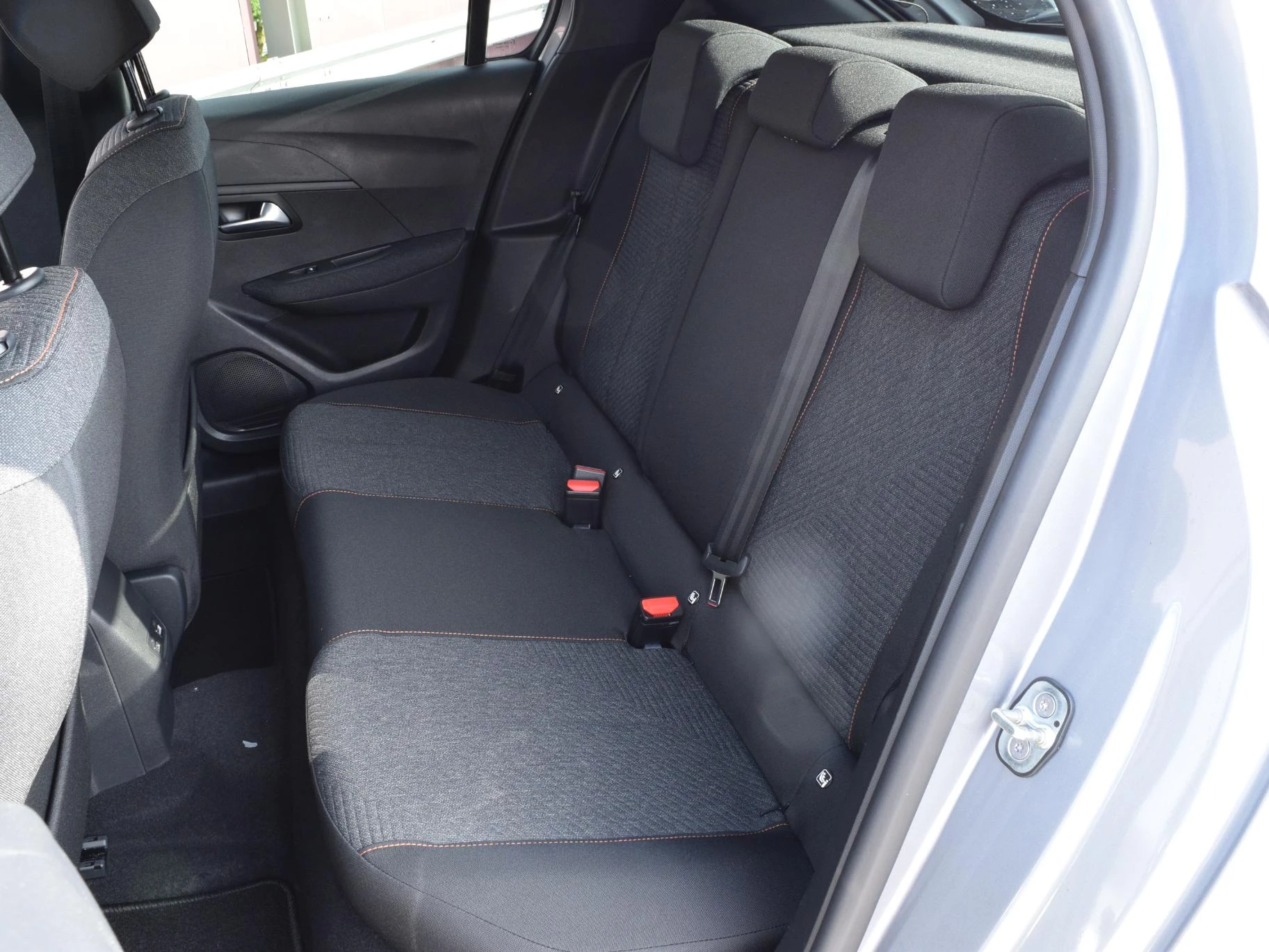Hoofdafbeelding Peugeot e-208