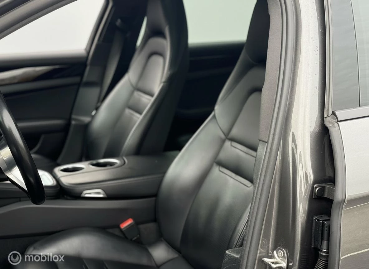 Hoofdafbeelding Porsche Panamera