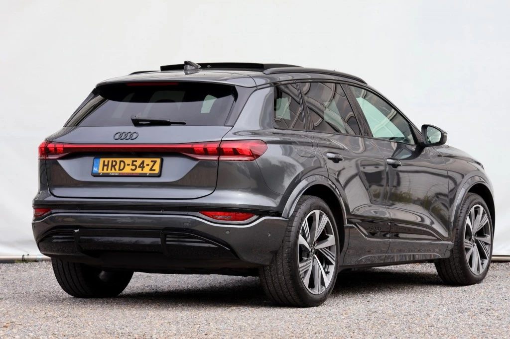 Hoofdafbeelding Audi Q6 e-tron