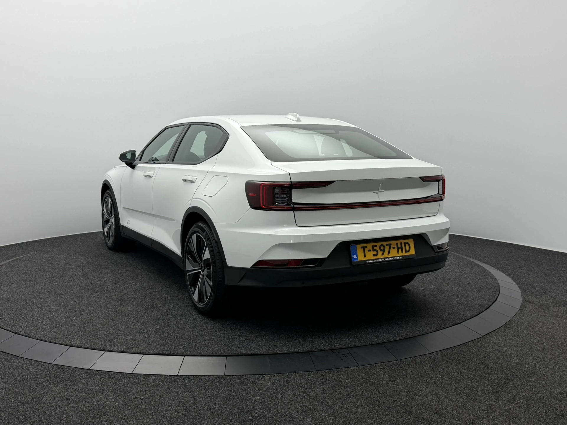 Hoofdafbeelding Polestar 2