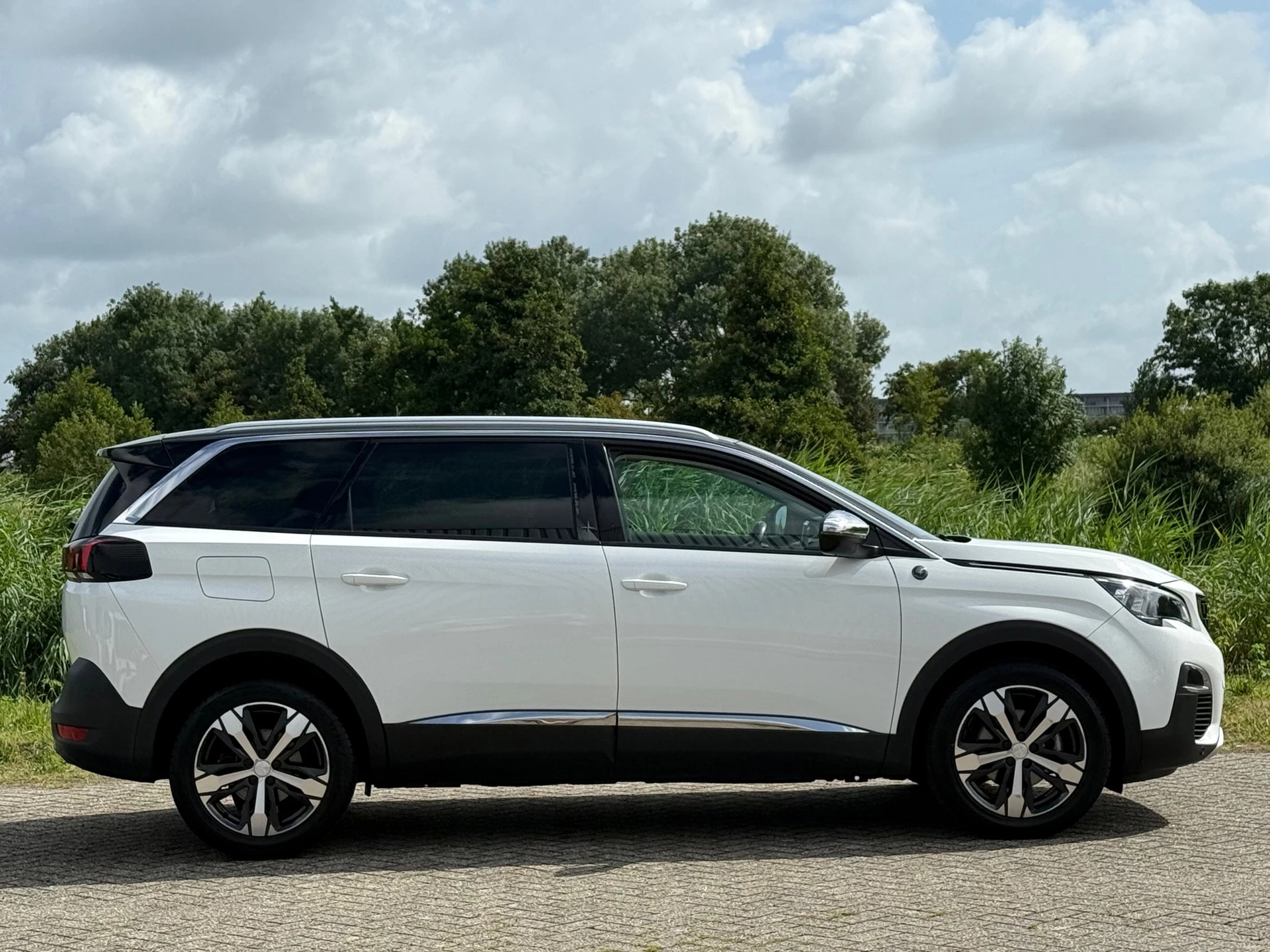 Hoofdafbeelding Peugeot 5008