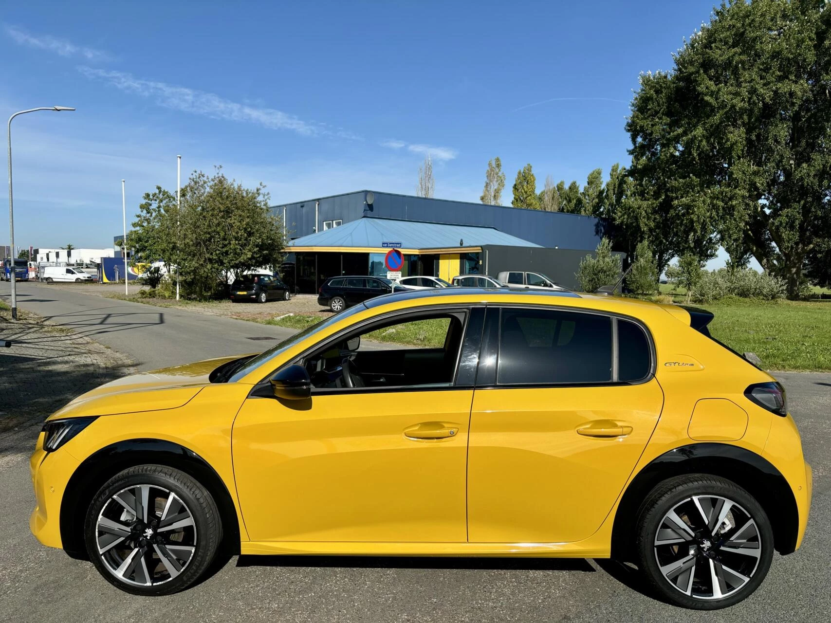 Hoofdafbeelding Peugeot 208