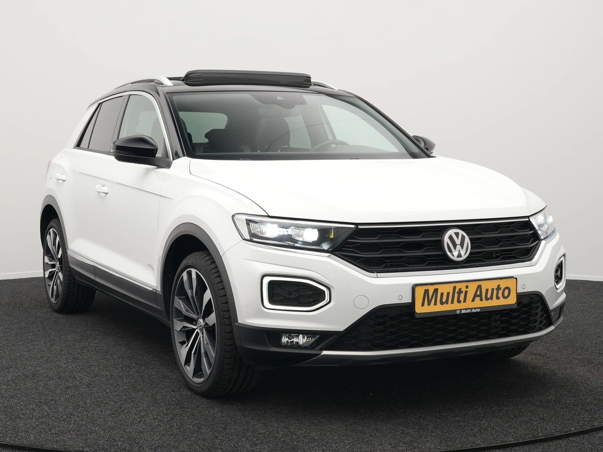 Hoofdafbeelding Volkswagen T-Roc
