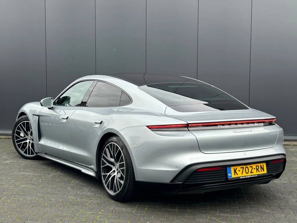 Hoofdafbeelding Porsche Taycan