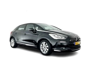 Hoofdafbeelding Citroën DS5 Citroën DS5 2.0 Hybrid4 Business Optimum AWD (INCL-BTW) Aut. *PANO | XENON | LUXURY-LEATHER | HEAD-UP | KEYLESS | CAMERA | CRUISE | SHIFT-PADDLES | SPORT-SEATS | 17"ALU*