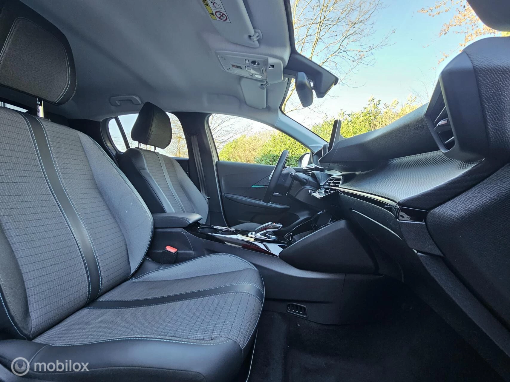 Hoofdafbeelding Peugeot e-208