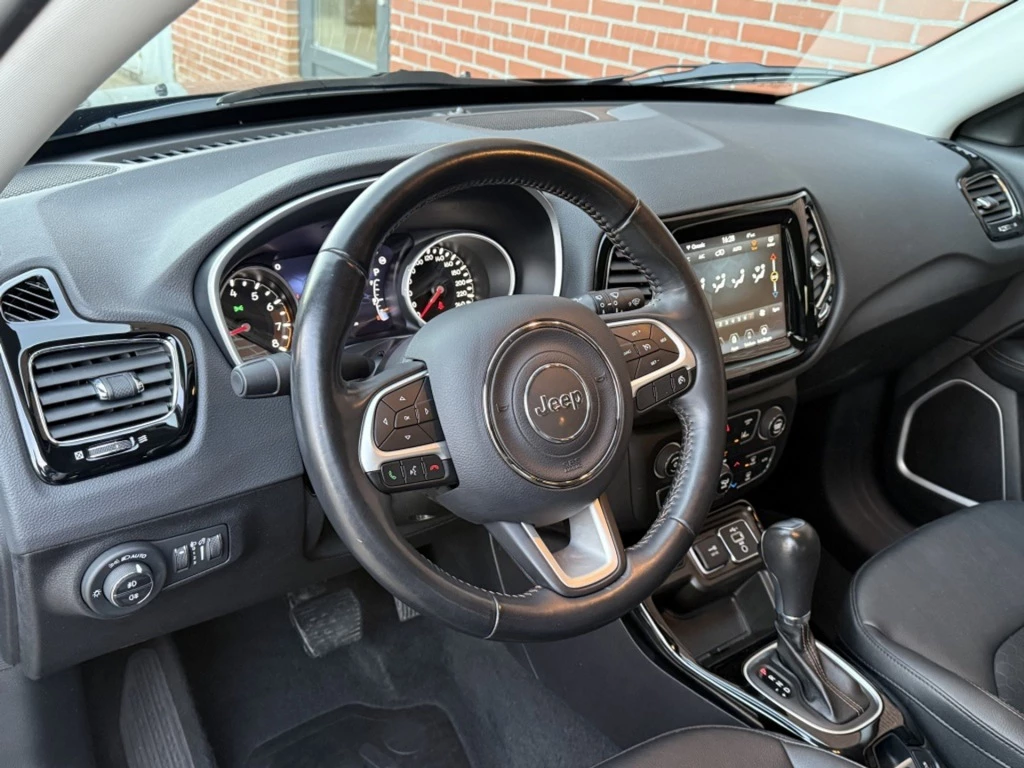 Hoofdafbeelding Jeep Compass