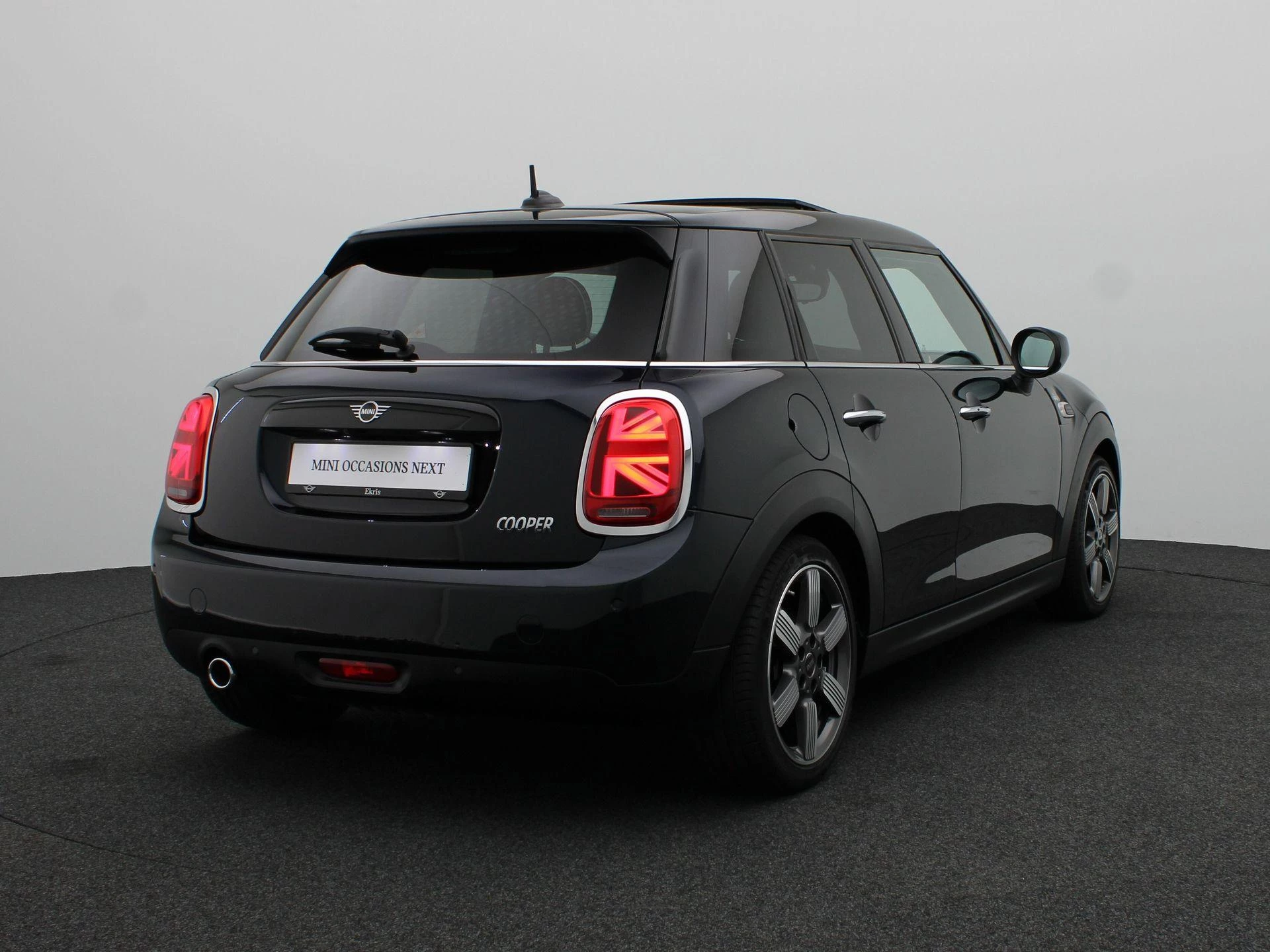 Hoofdafbeelding MINI 5-deurs