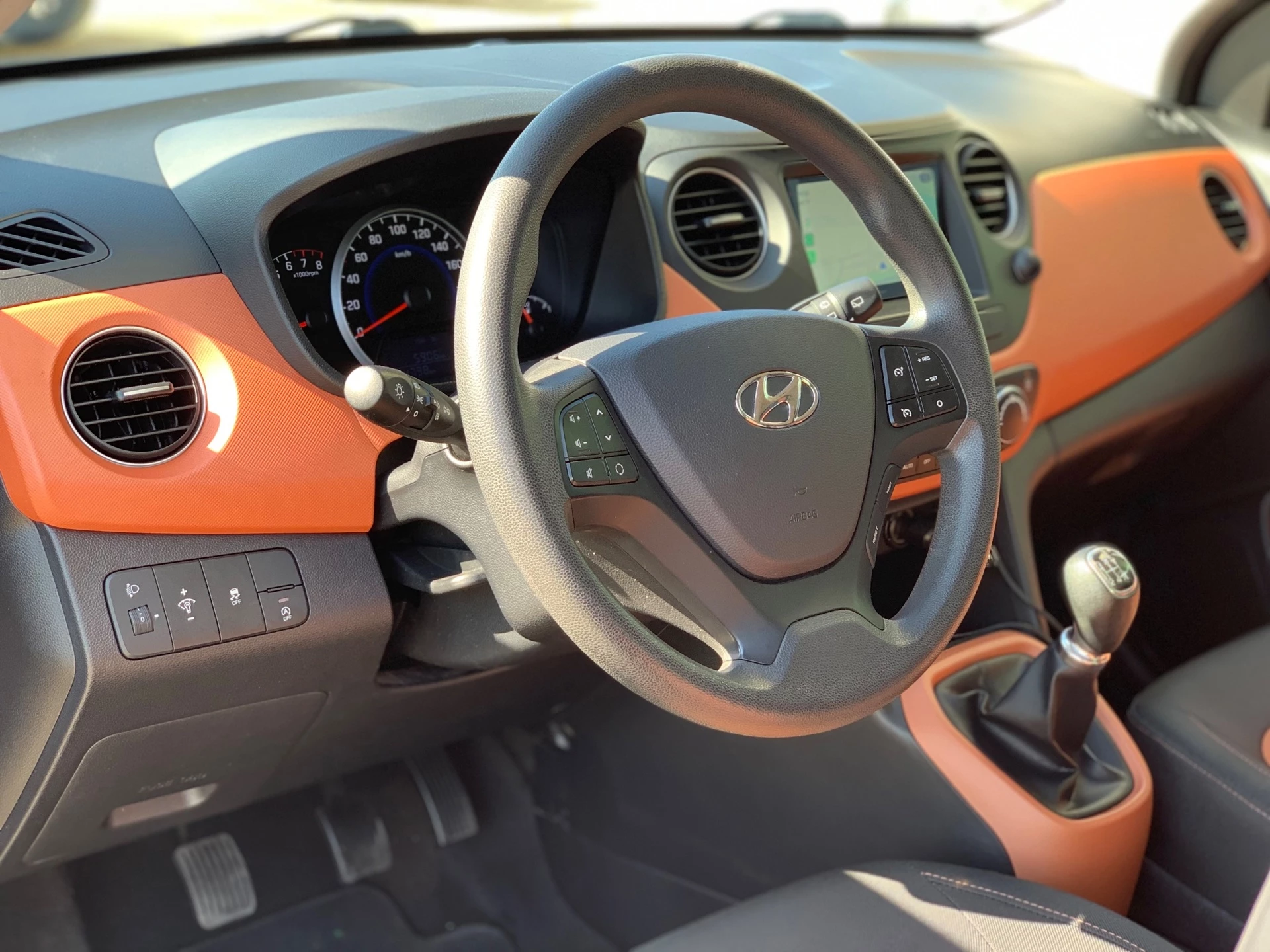 Hoofdafbeelding Hyundai i10