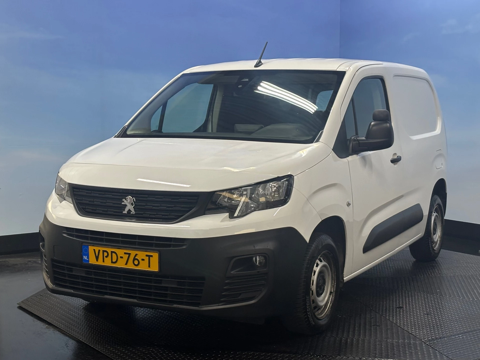 Hoofdafbeelding Peugeot Partner
