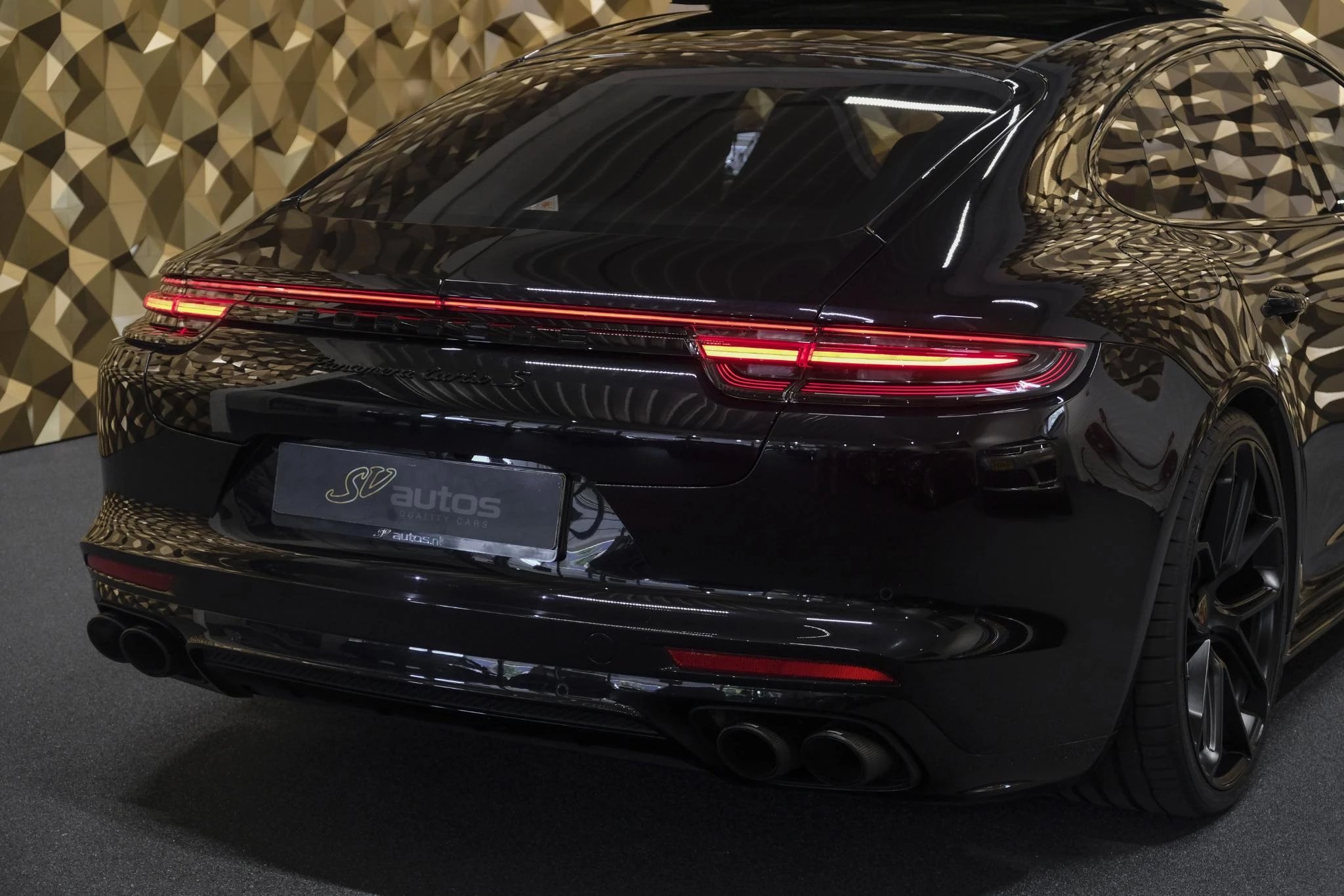 Hoofdafbeelding Porsche Panamera