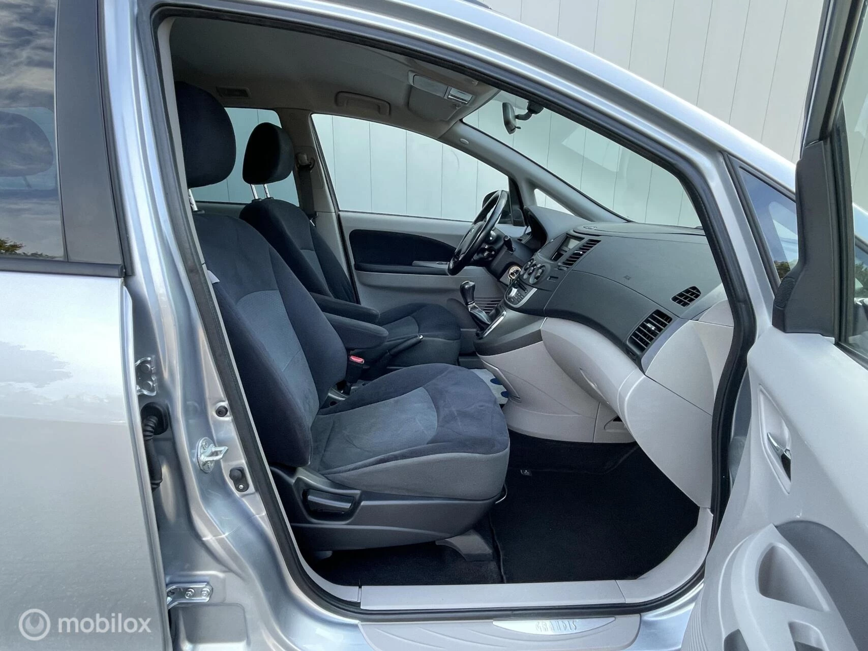 Hoofdafbeelding Mitsubishi Grandis