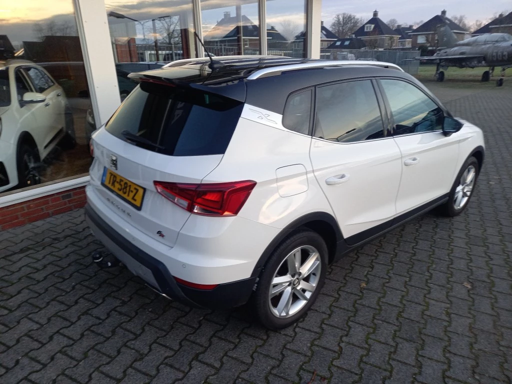 Hoofdafbeelding SEAT Arona
