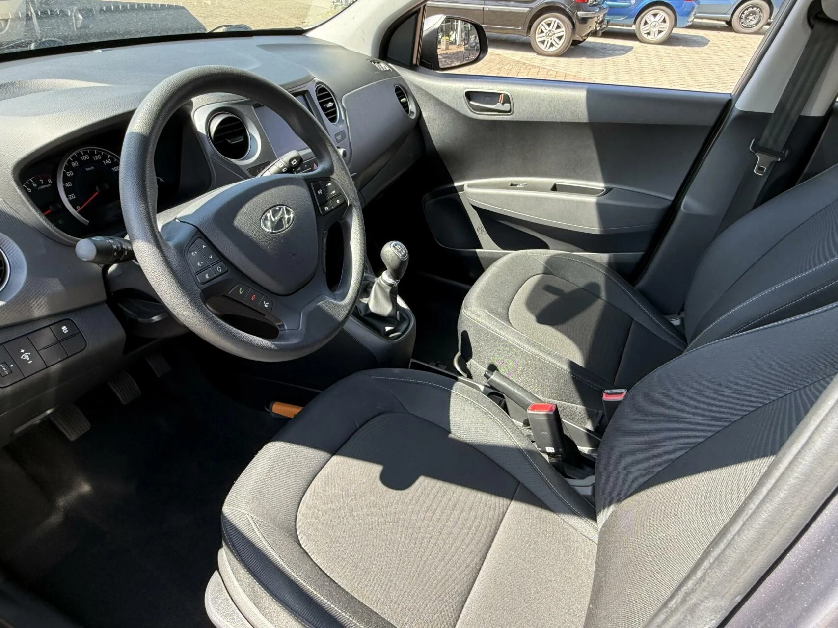 Hoofdafbeelding Hyundai i10