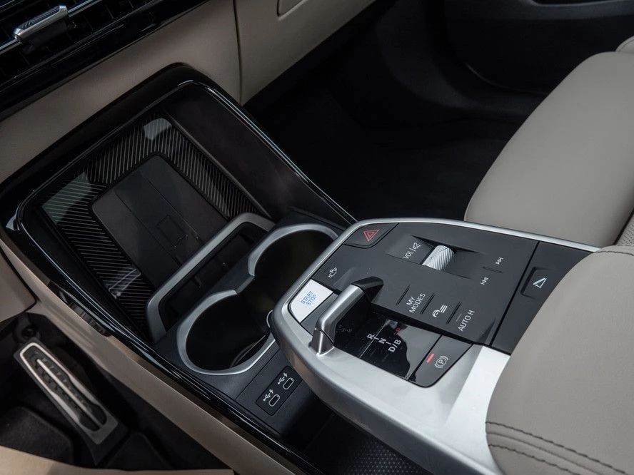 Hoofdafbeelding BMW iX1