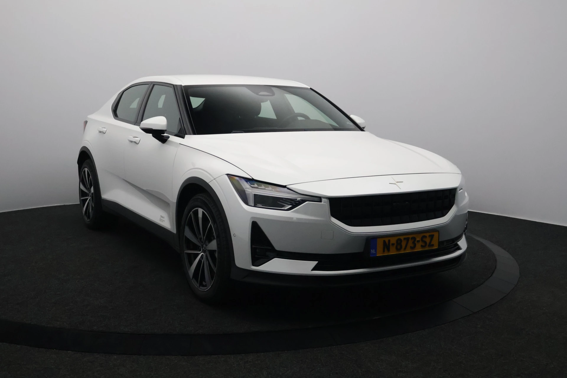 Hoofdafbeelding Polestar 2