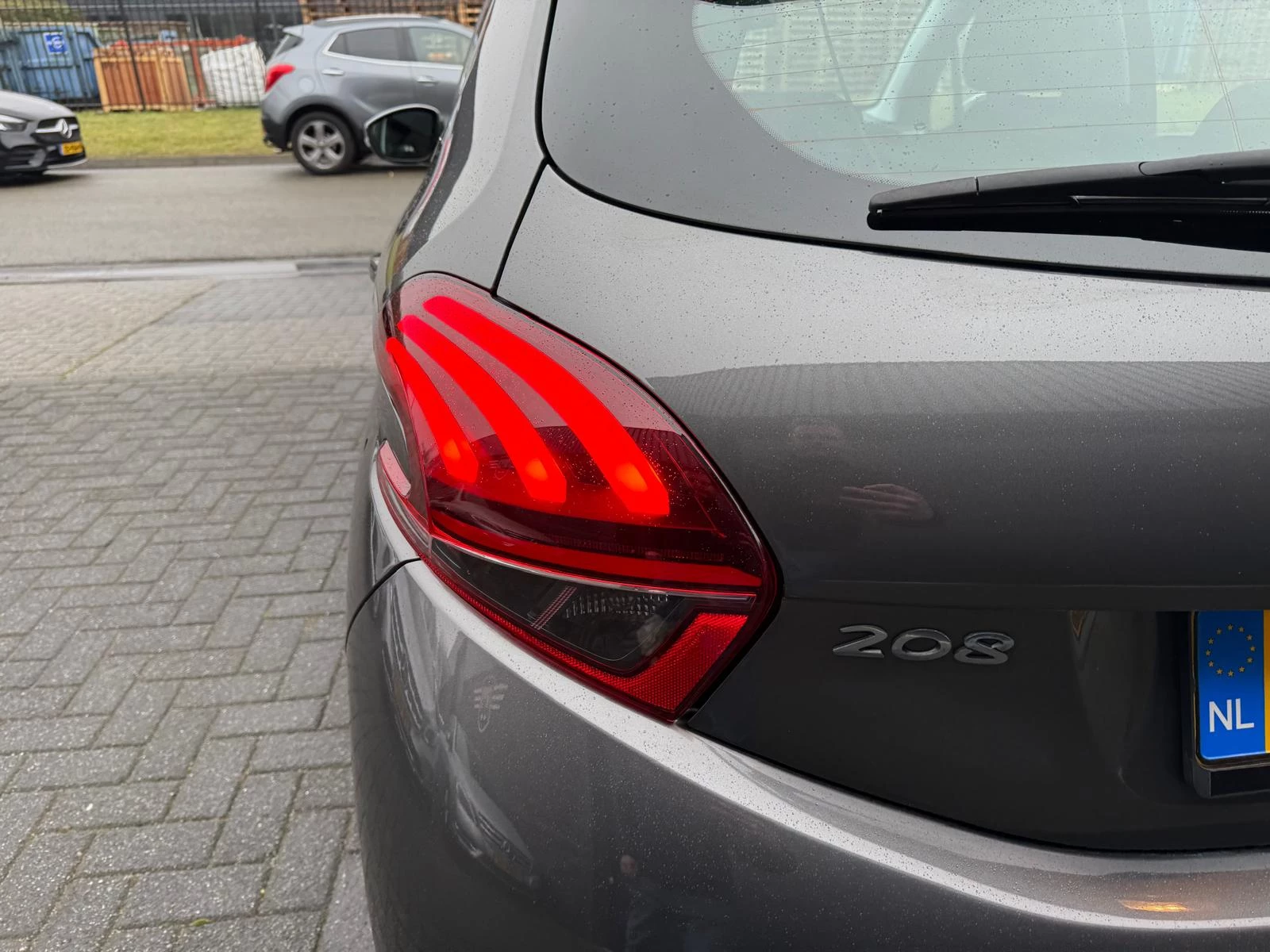 Hoofdafbeelding Peugeot 208