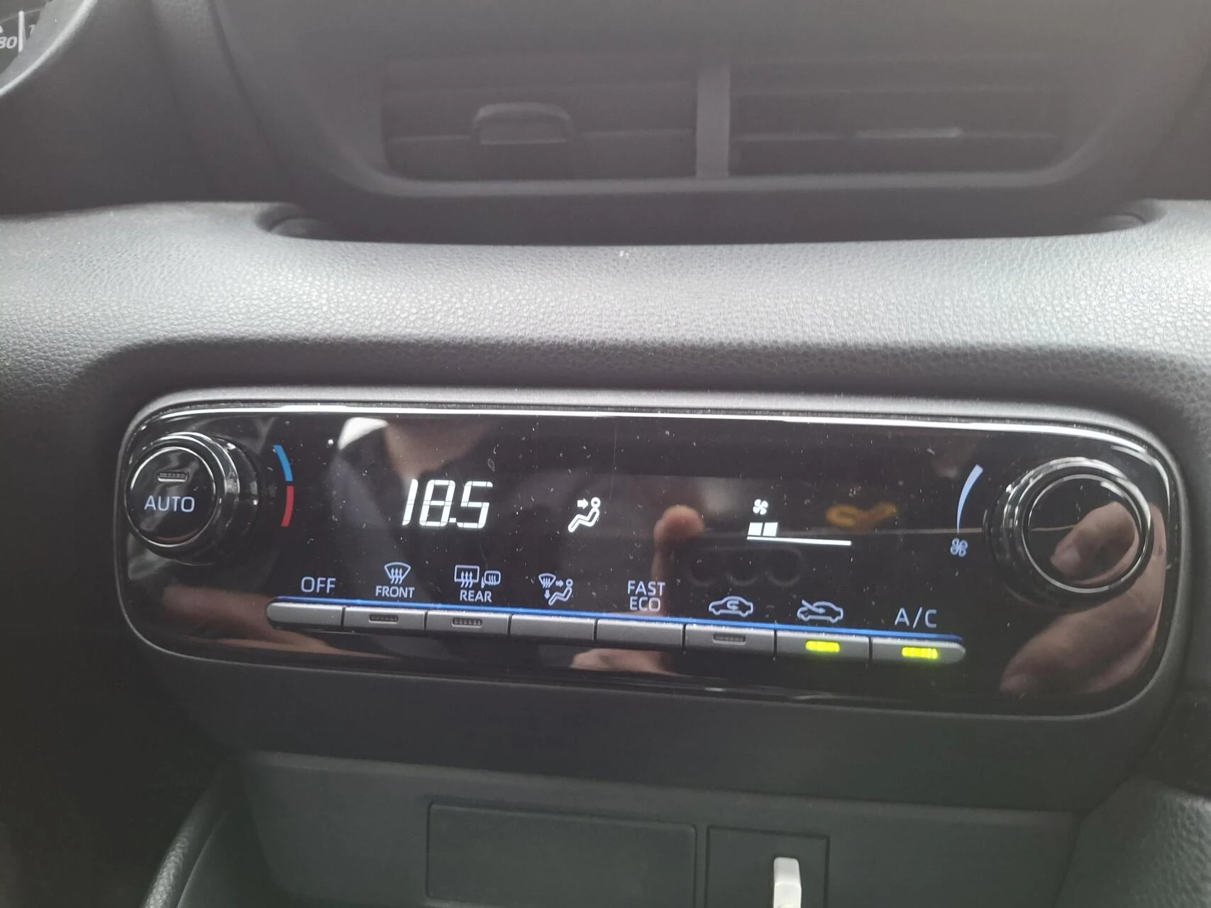 Hoofdafbeelding Mazda 2 Hybrid