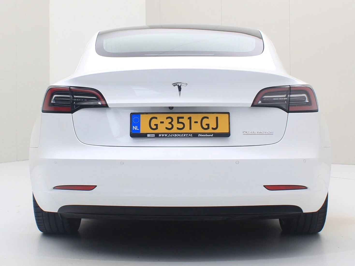 Hoofdafbeelding Tesla Model 3