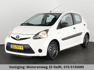 Toyota Aygo 1.0 VVT-i Comfort . AIRCO . ELEKTRISCHE RAMEN VOOR . RADIO-CD/MP3 SPELER .