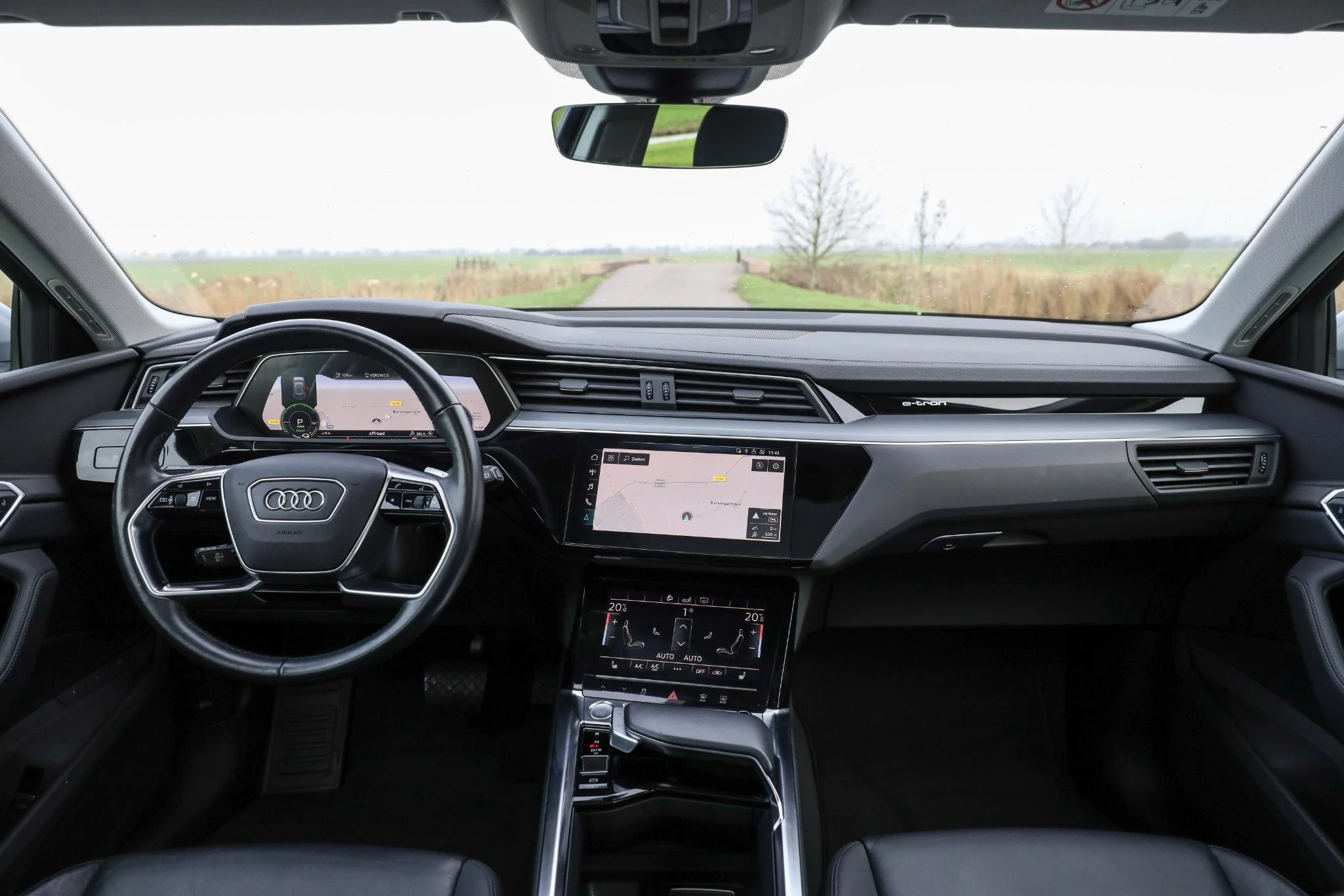 Hoofdafbeelding Audi e-tron