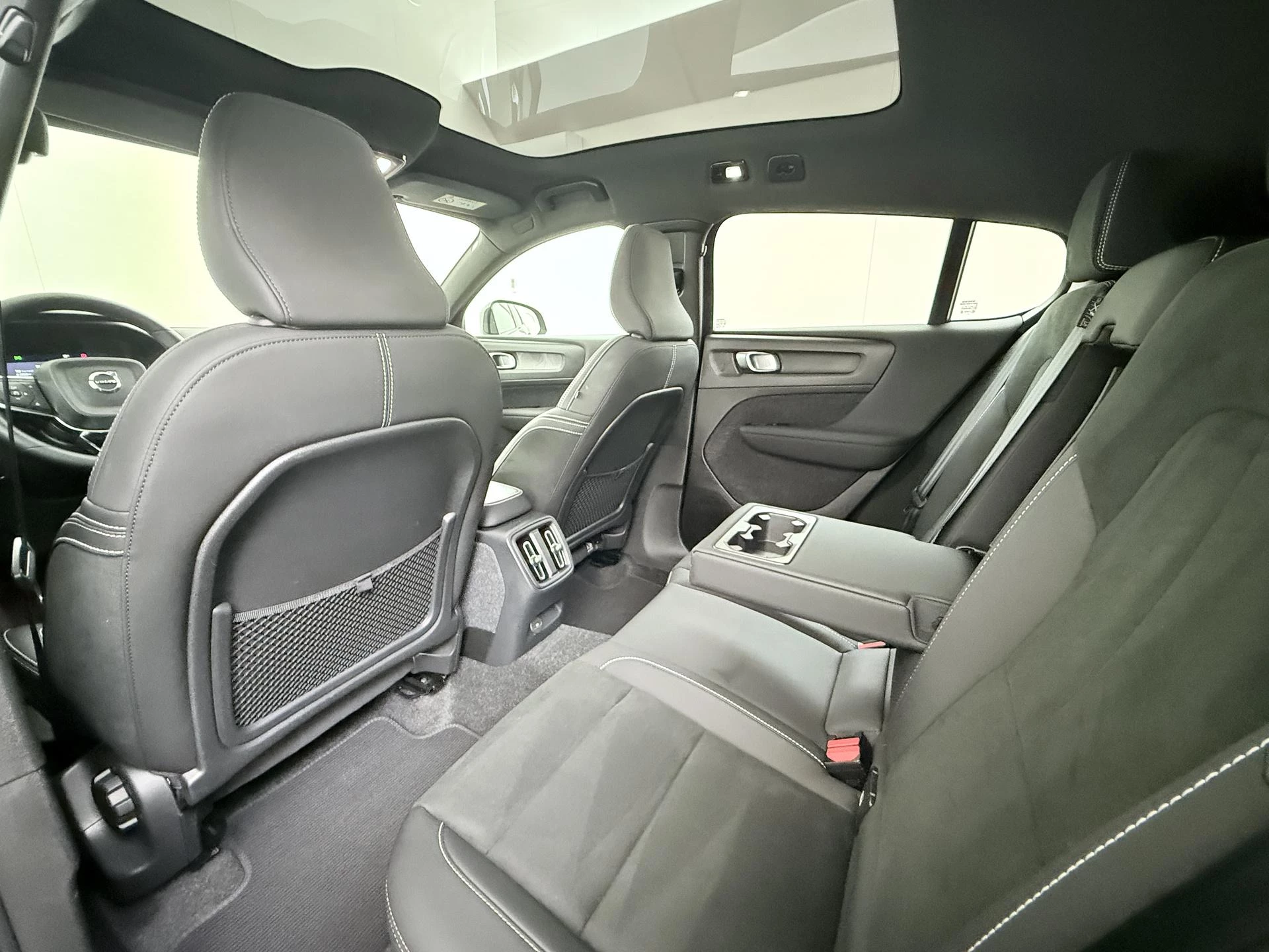 Hoofdafbeelding Volvo C40