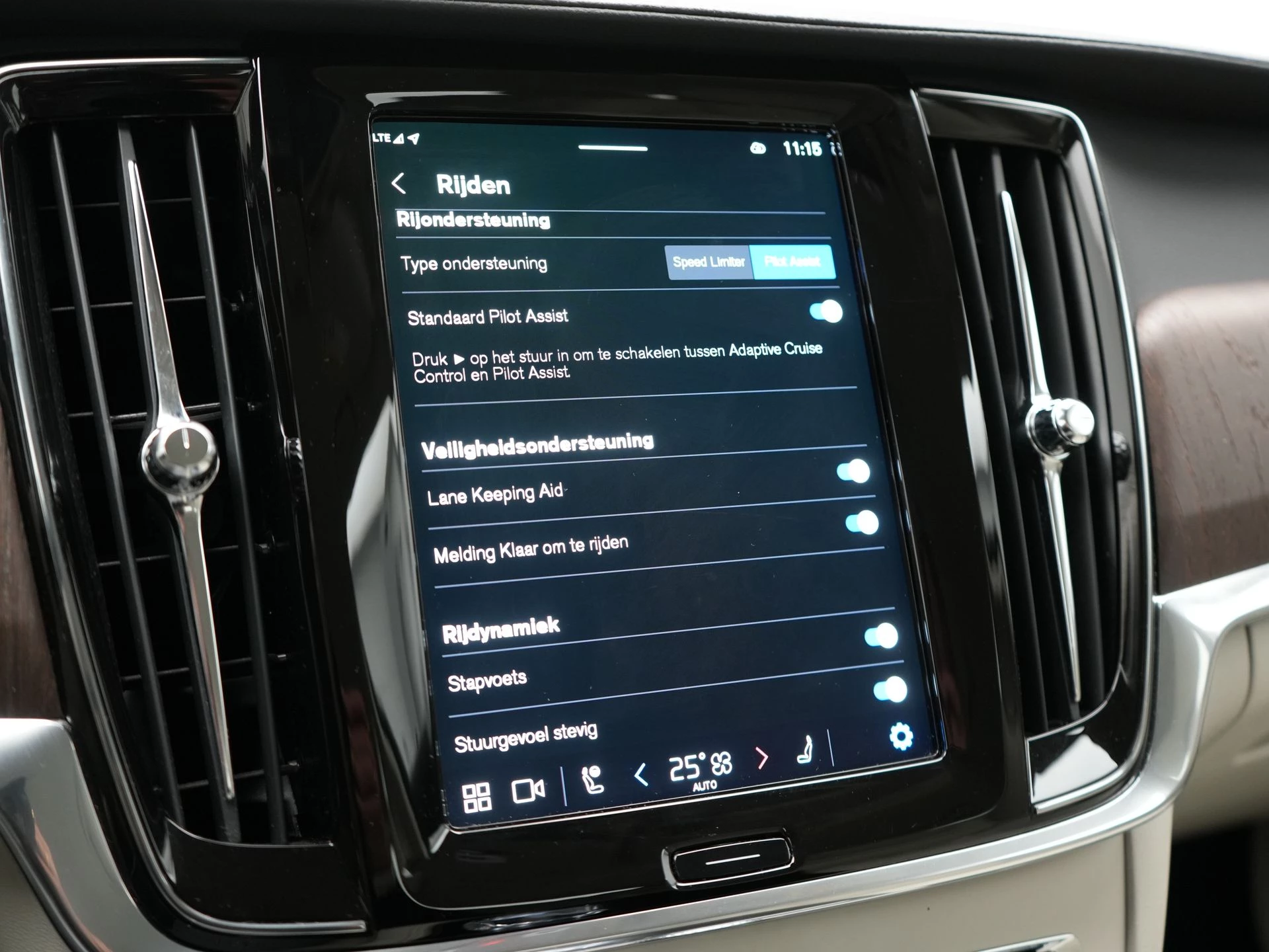 Hoofdafbeelding Volvo V90