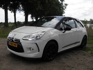 Hoofdafbeelding Citroën DS3 Citroën DS3 1.6 Sport Chic, Leder