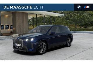 BMW iX xDrive45 M Sport / Panoramadak / Trekhaak / Soft-Close / Stoelventilatie / Parking Assistant Professional / Adaptieve LED / Comfort Access / Harman Kardon