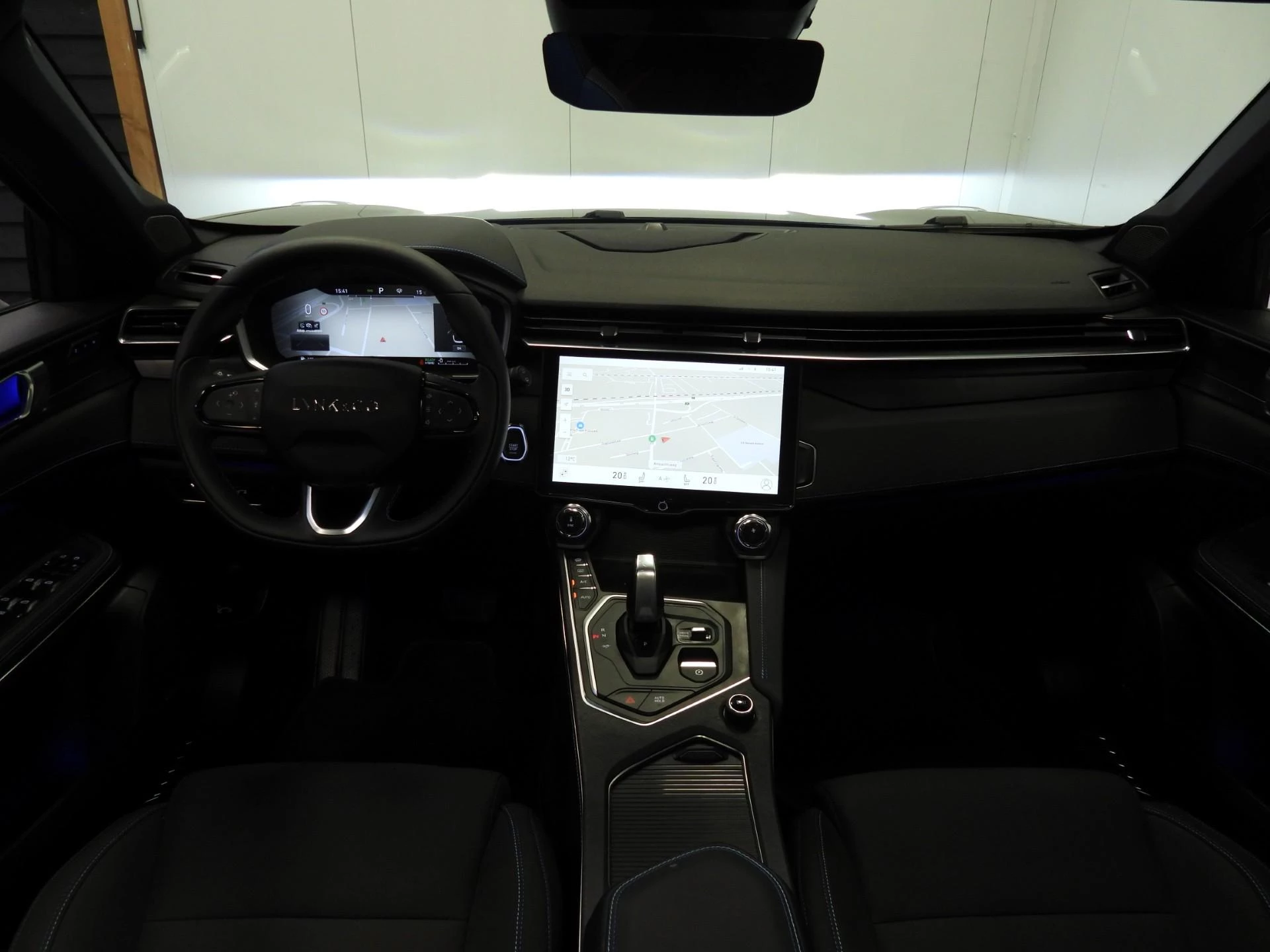 Hoofdafbeelding Lynk & Co 01