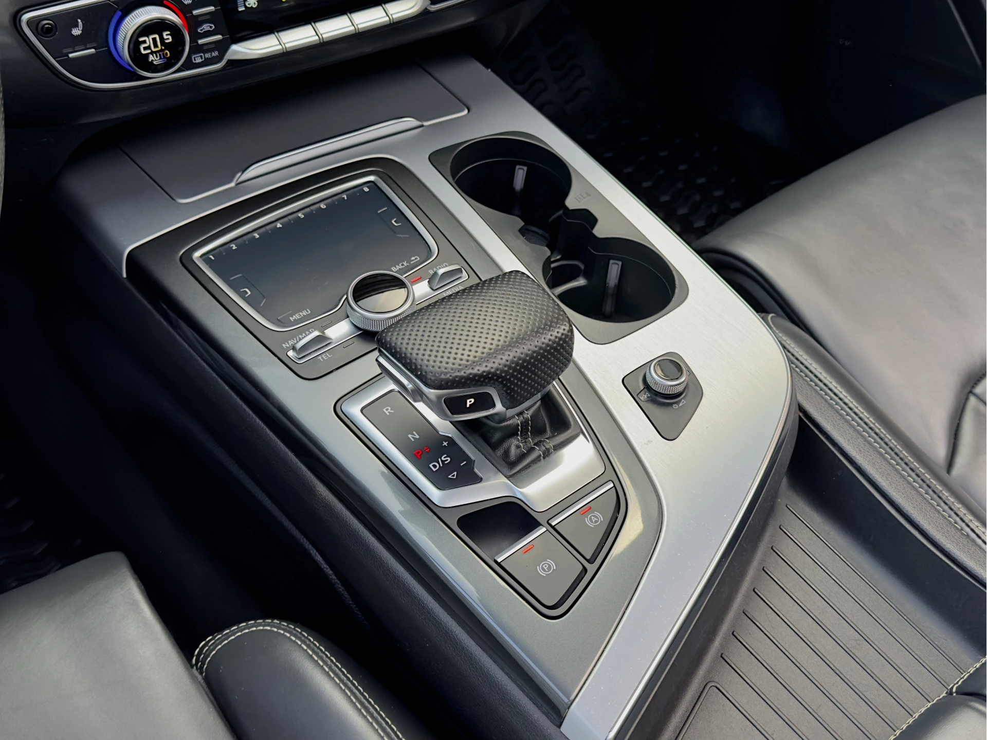 Hoofdafbeelding Audi Q7