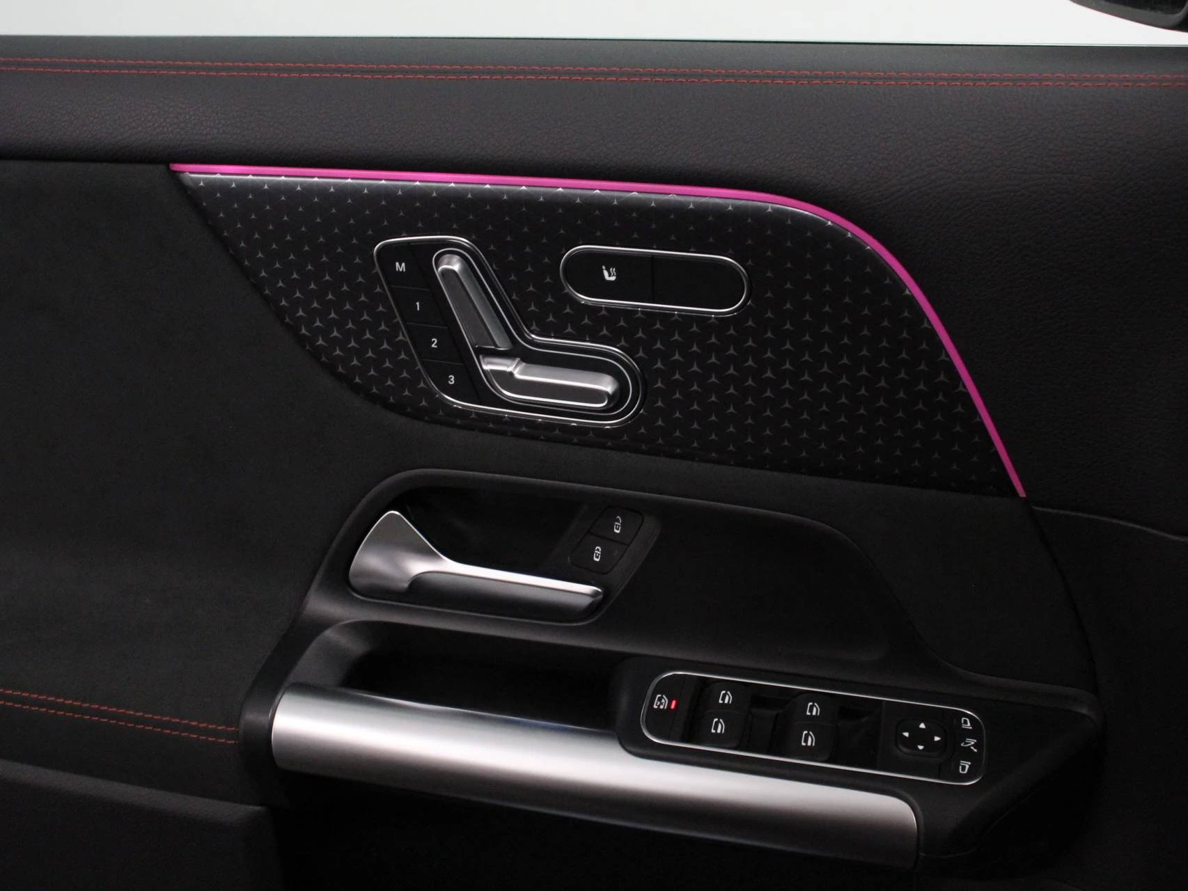 Hoofdafbeelding Mercedes-Benz EQA